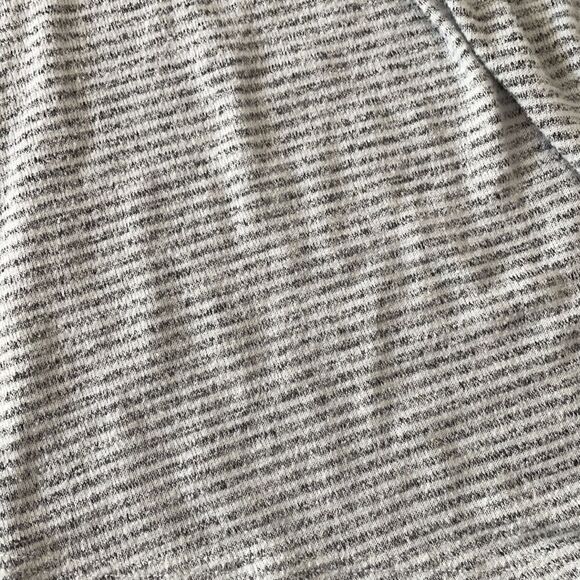 Max & Mia Gray and White Striped Knot Top - Picture 4 of 5